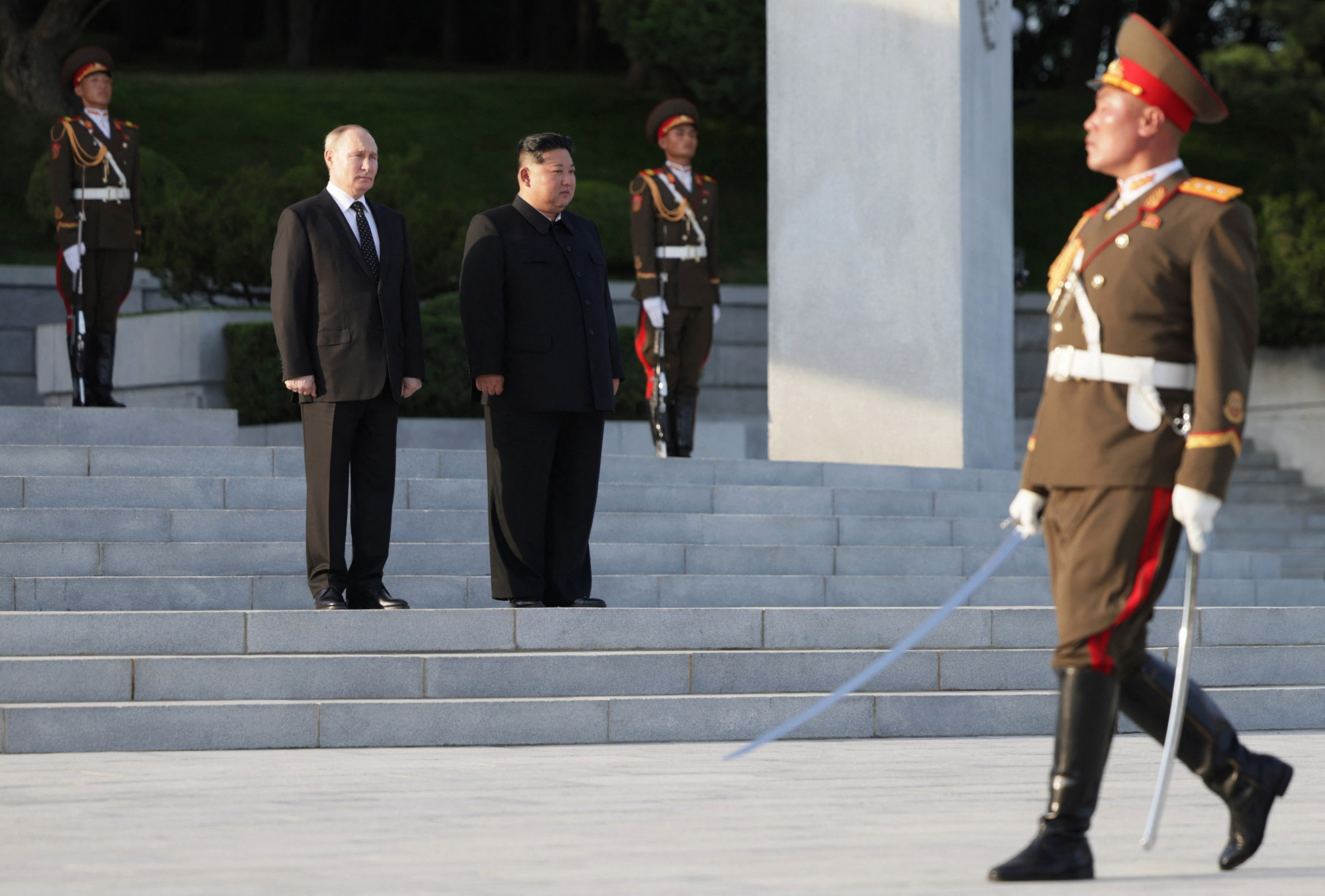 Vlagyimir Putyin és Kim Dzsongun Phenjanban