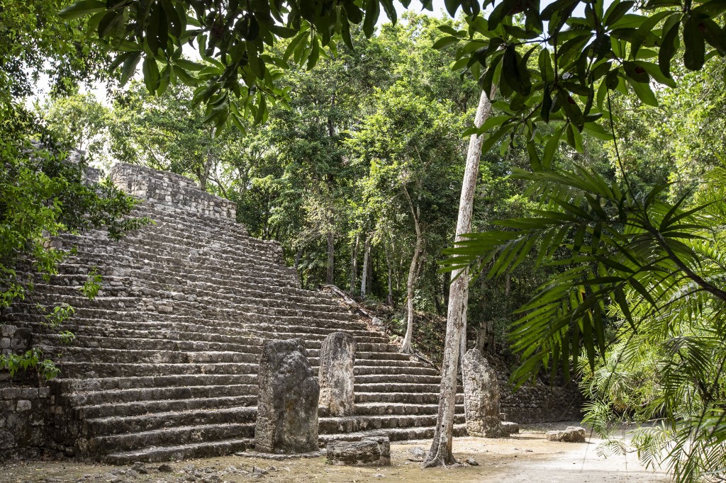 Egy piramis a korábban felfedezett ősi Calakmul városban