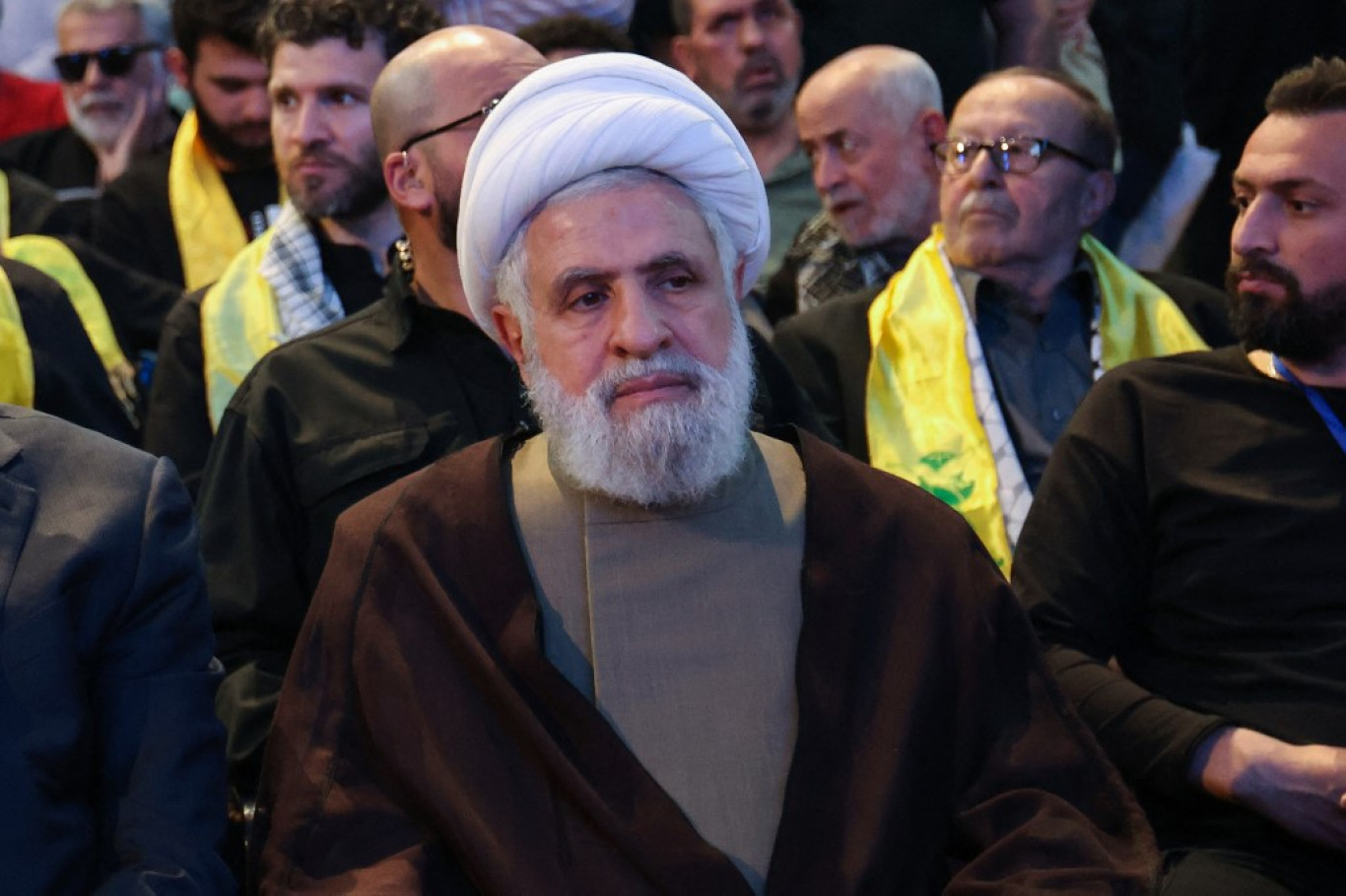 A Hezbollah megnevezte új vezetőjét, mire az izraeli védelmi miniszer megüzente, ez ideiglenes