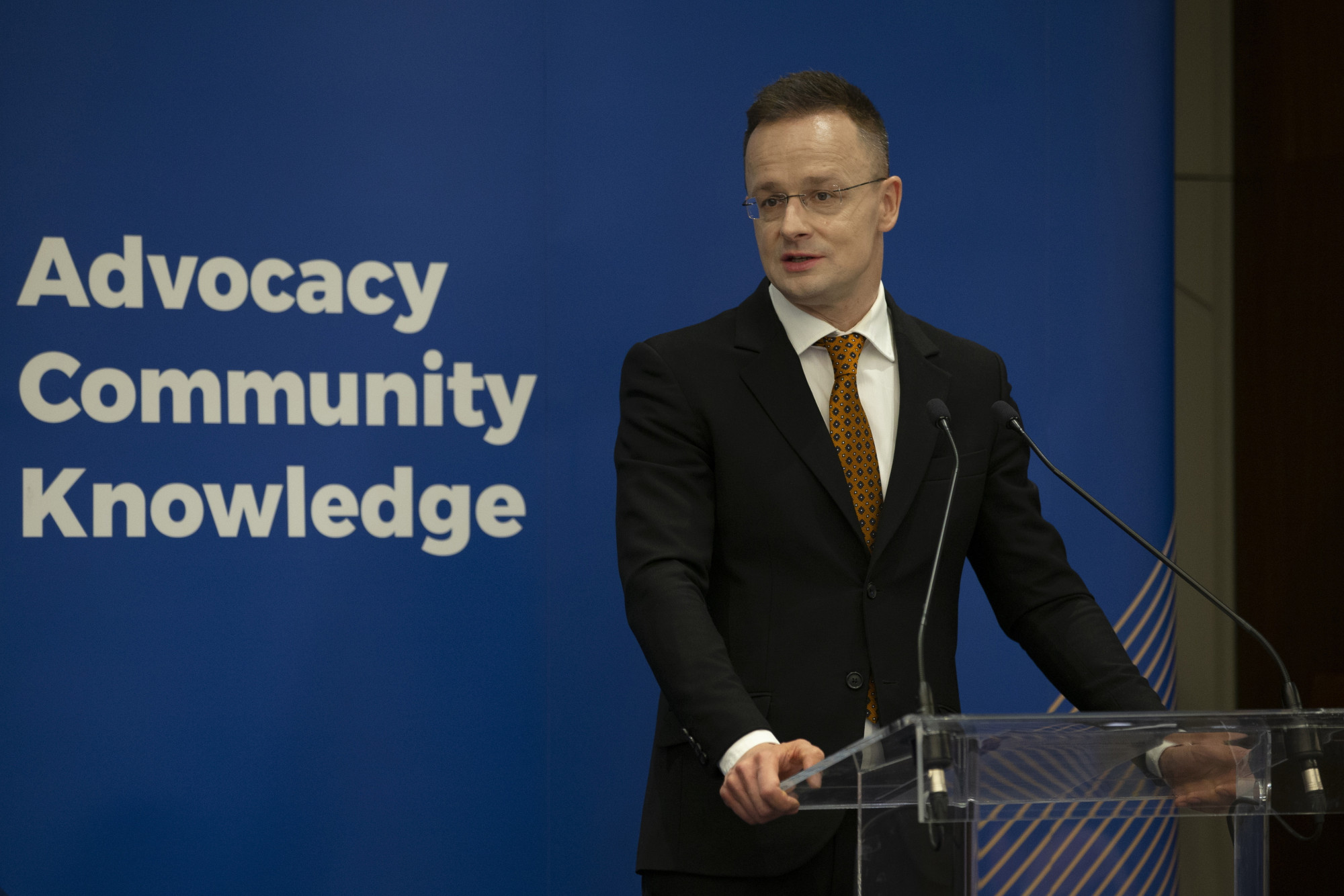 Szijjártó Péter az AmCham budapesti üzleti fórumán 2024. november 20-án.