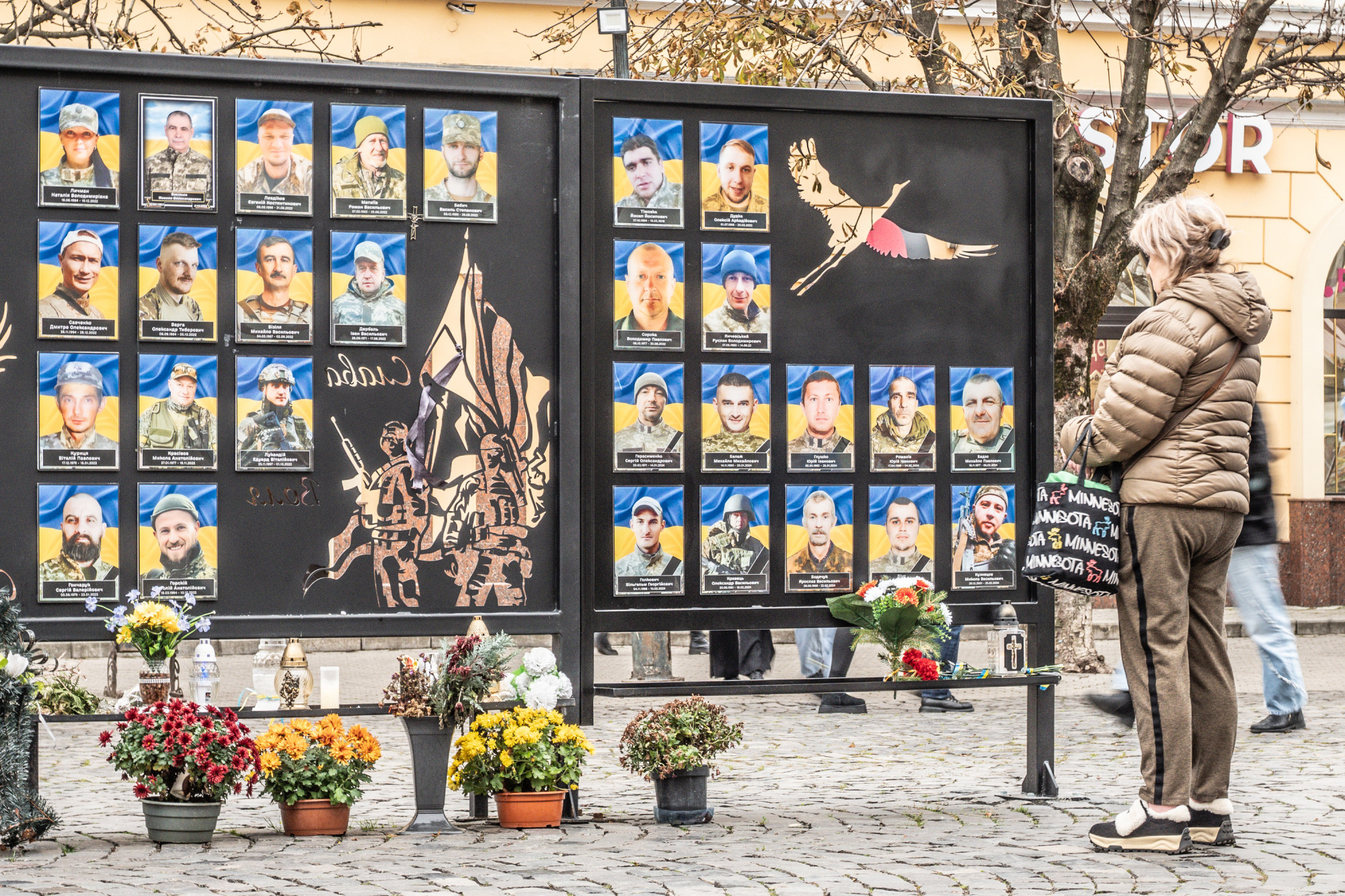 Az ukrán titkosszolgálat szerint az oroszok telefonon fenyegetik a kárpátaljai magyarokat