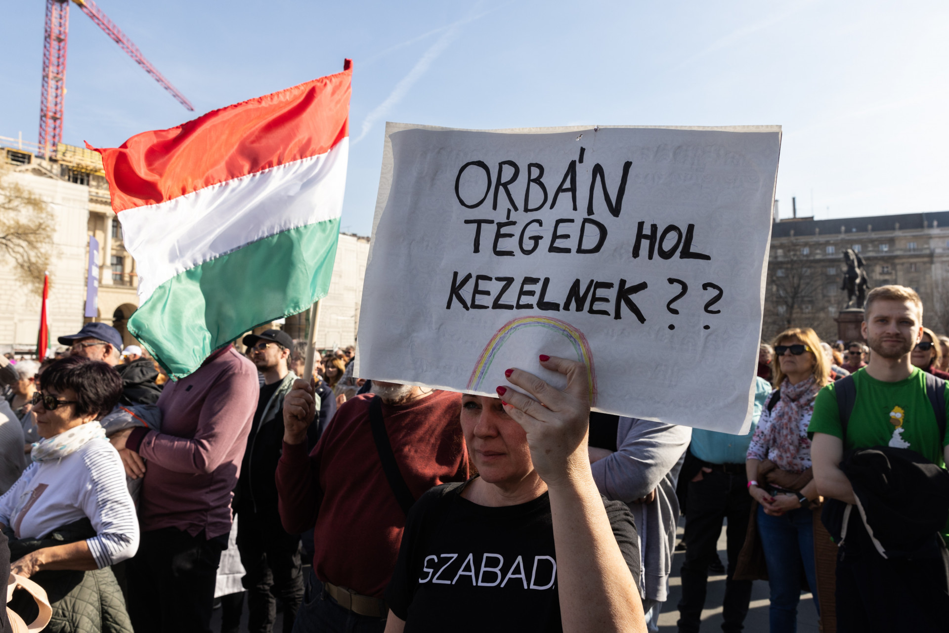 A jobb egészségügyért tüntetnek a Kossuth téren
