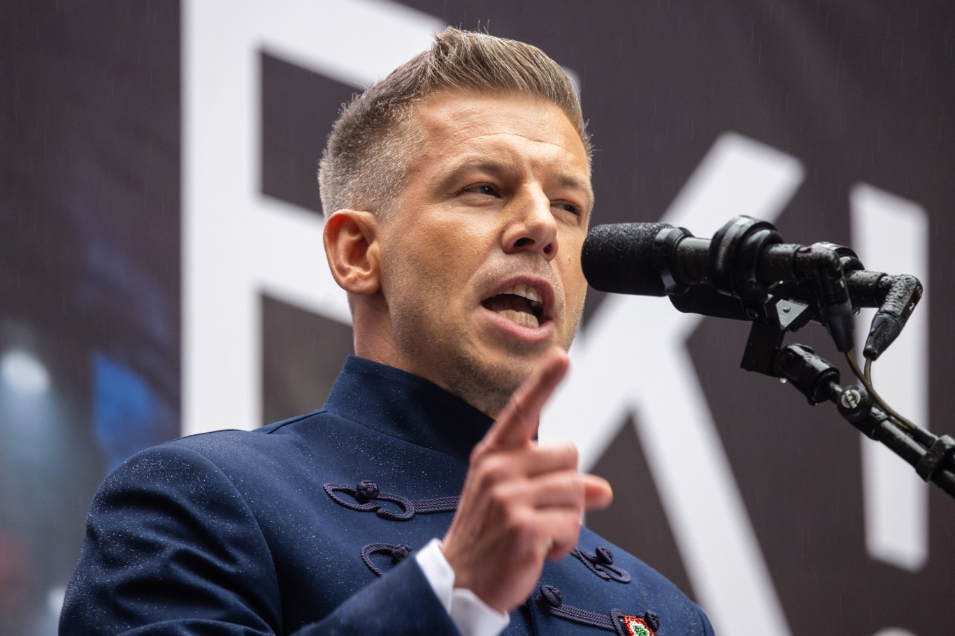 Magyar Péter: Ez nem egy nemzeti konzultáció lesz, amire egy kismajom is tudja a választ