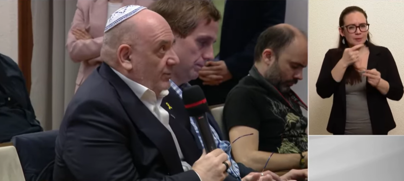 Közpénzek áramlása a Heti TV projektjébe: 425,6 millió forint a Breuer Péter vezette projekthez Közpénzek áramlása a Heti TV projektjébe: 425,6 millió forint a Breuer Péter vezette projekthez