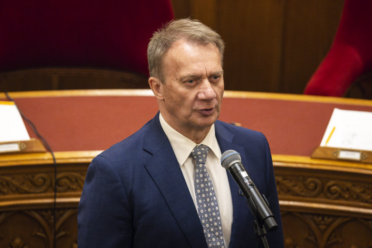 Varju László