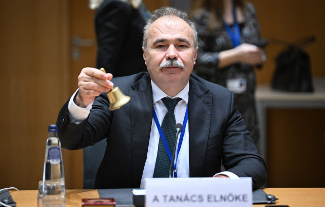 Nagy István agrárminiszter egy brüsszeli tanácsülésen 2024 decemberében