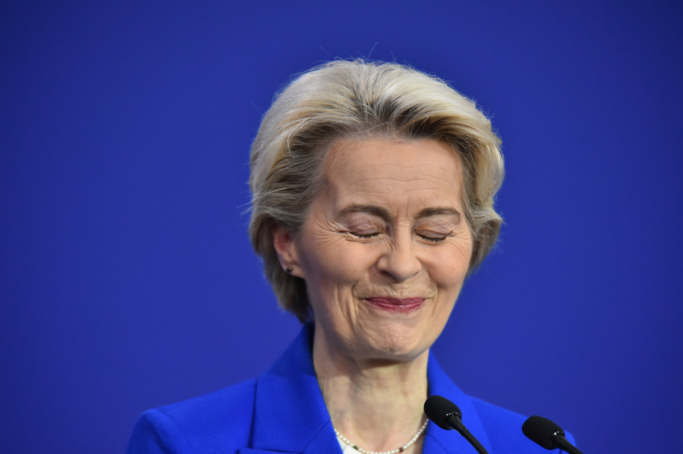 Trump most épp odavan Ursula von der Leyenért