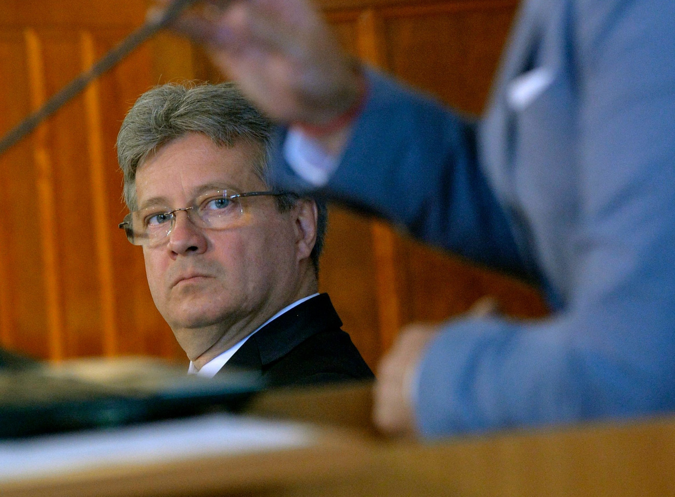 Vádat emeltek Suha György, volt miniszteri biztos és tiszteletbeli konzul ellen