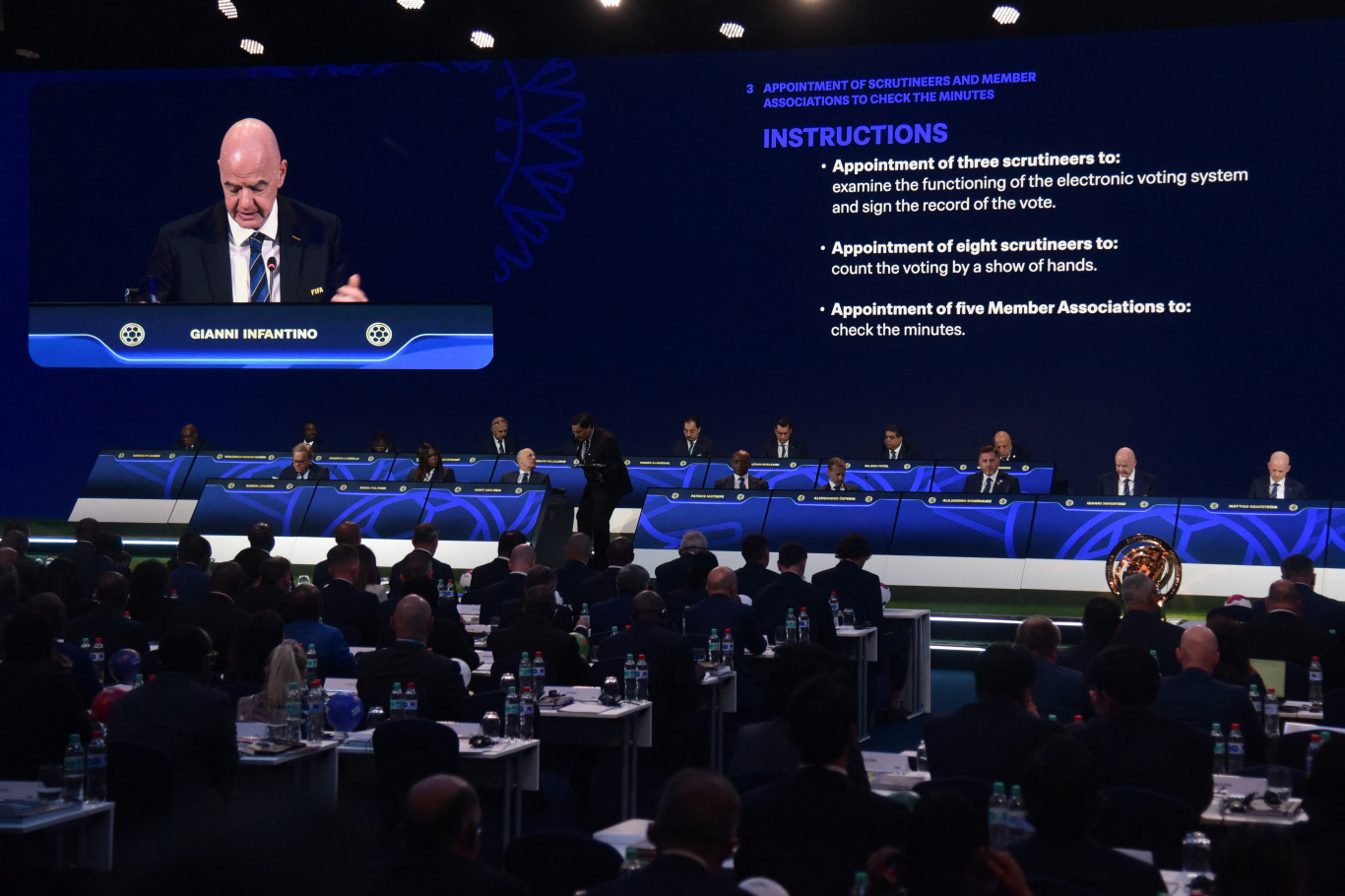Politikai botrány a FIFA kongresszusán: Infantino késése felháborította az UEFA-t