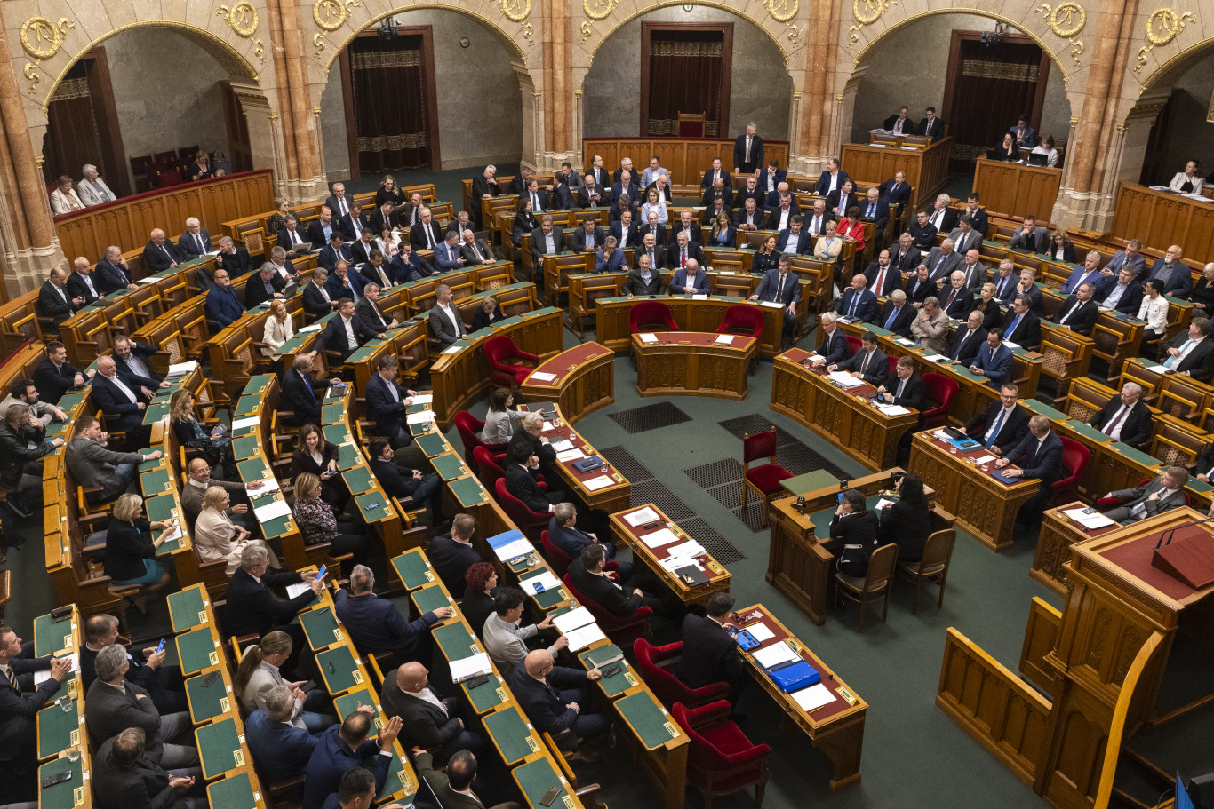 15 képviselő idén egyszer sem szólalt fel a parlamentben