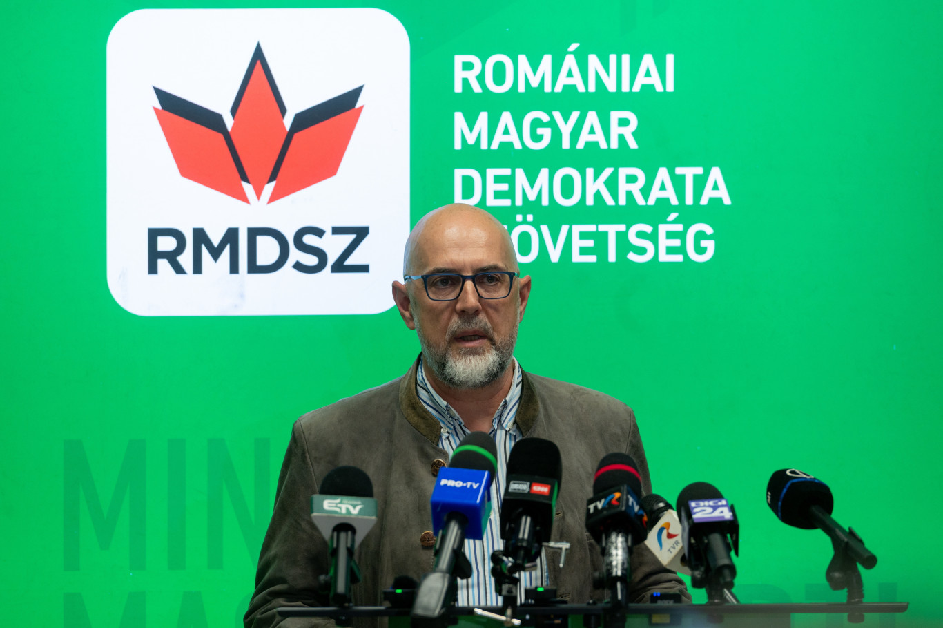 Az RMDSZ elnöke szerint problémát okozhat, hogy csak szélsőséges pártok lesznek az ellenzéki padsorokban