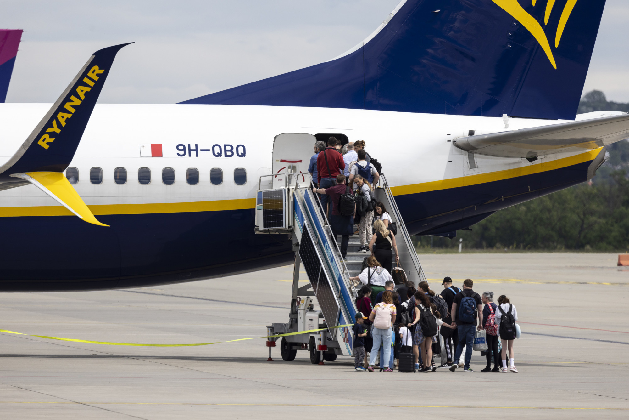 Ha maga a repülés nem zöld, a reptéri gyorsvasút sem lehet zöld