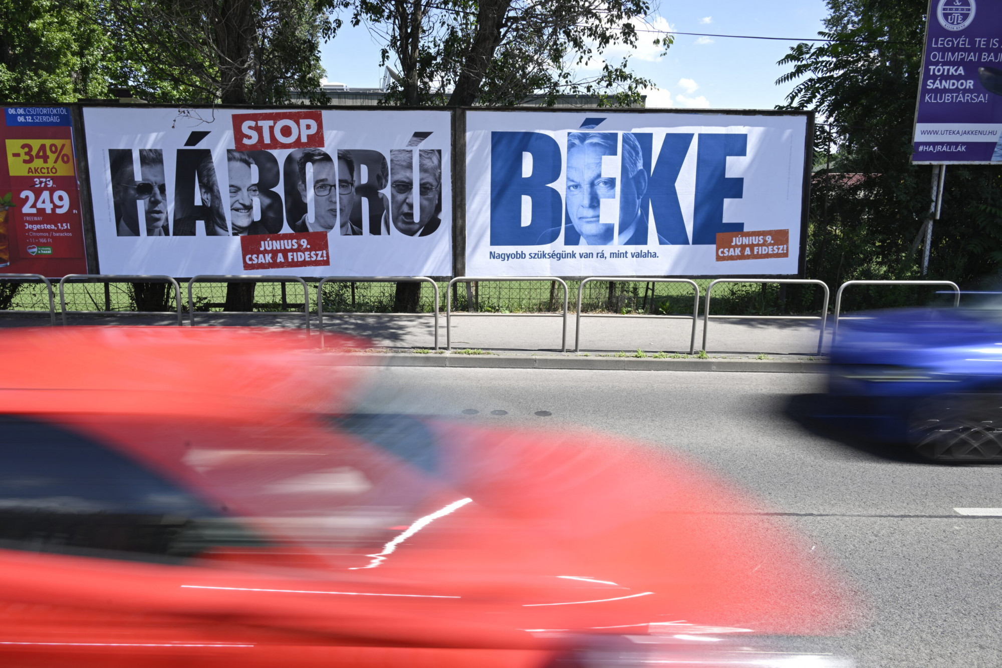 10+1 év plakáthisztéria Rogán Antal és Balásy Gyula Magyarországán