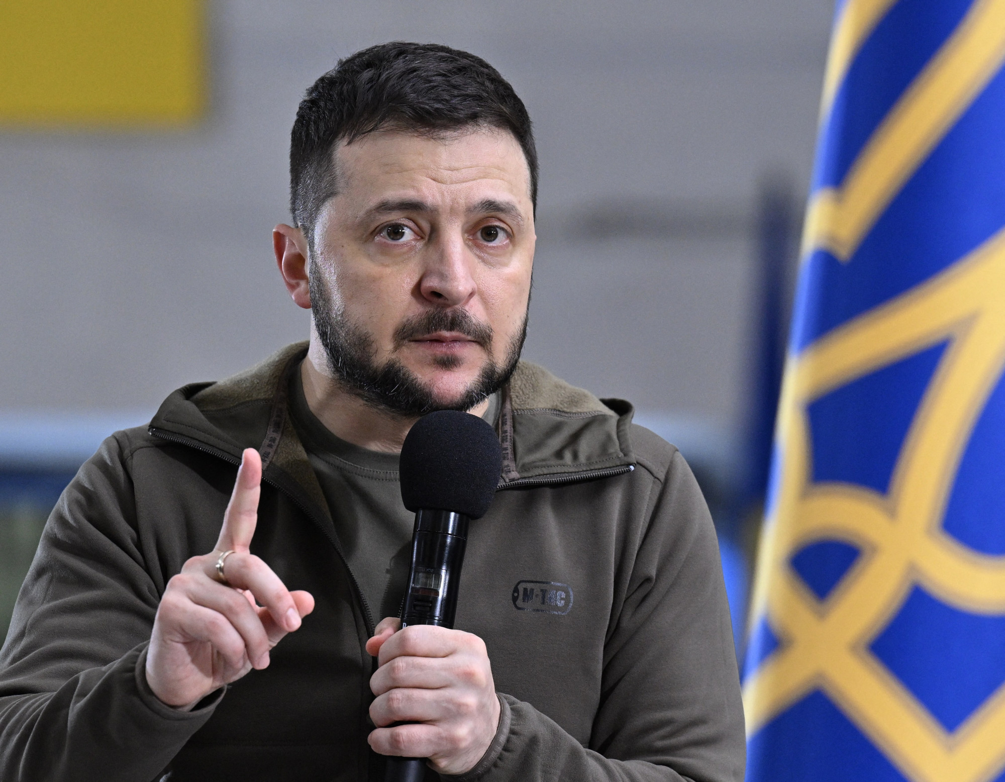 Kijev felpörgetné a tárgyalásokat, Zelenszkj Putyinnal is találkozna
