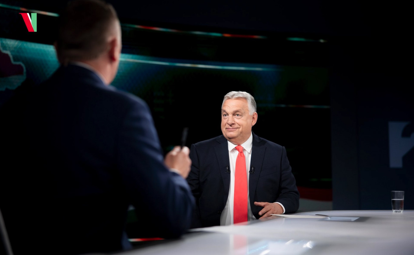 Orbán: Ha lehetne szemmel ölni, akkor ott egy sortűzzel elintéztek volna engem