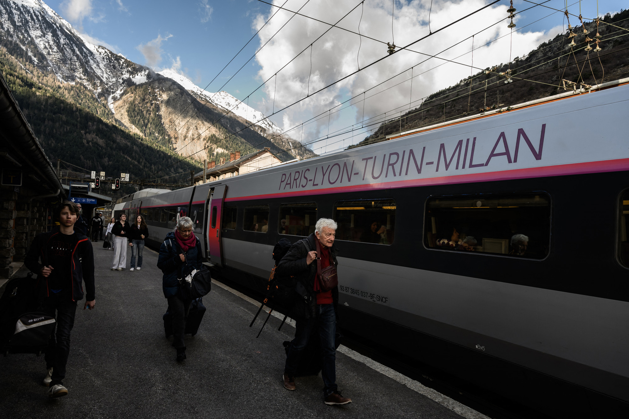 Több napra lezárják a Párizs és Milánó közötti vasútvonalat