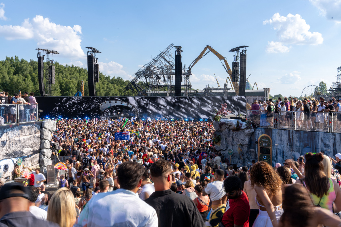 A Metallica segítette ki a Tomorrowland fesztivált