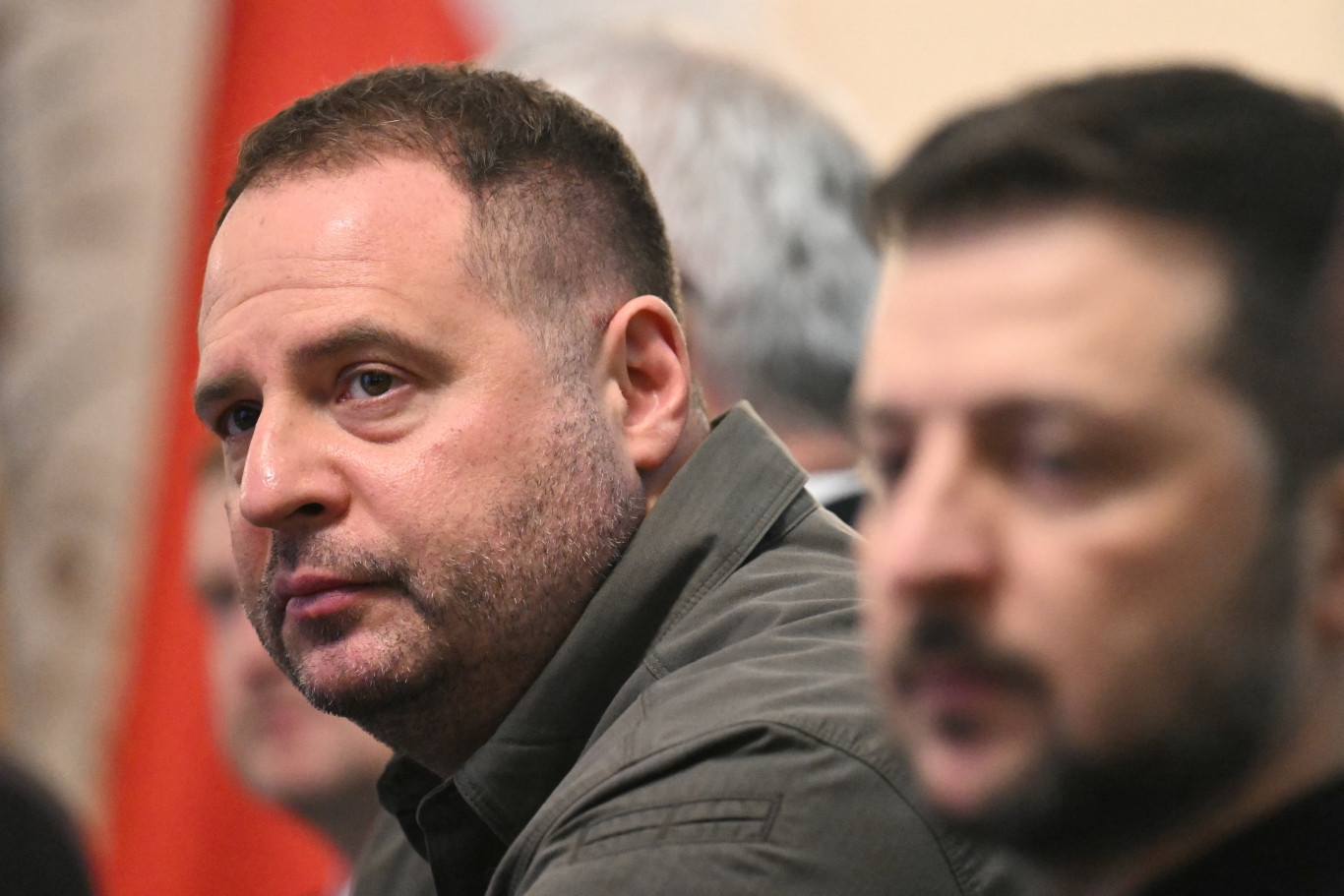 Az Amerikában leszálló Zelenszkij meglepődött a budapesti Trump–Putyin-találkozó hírén