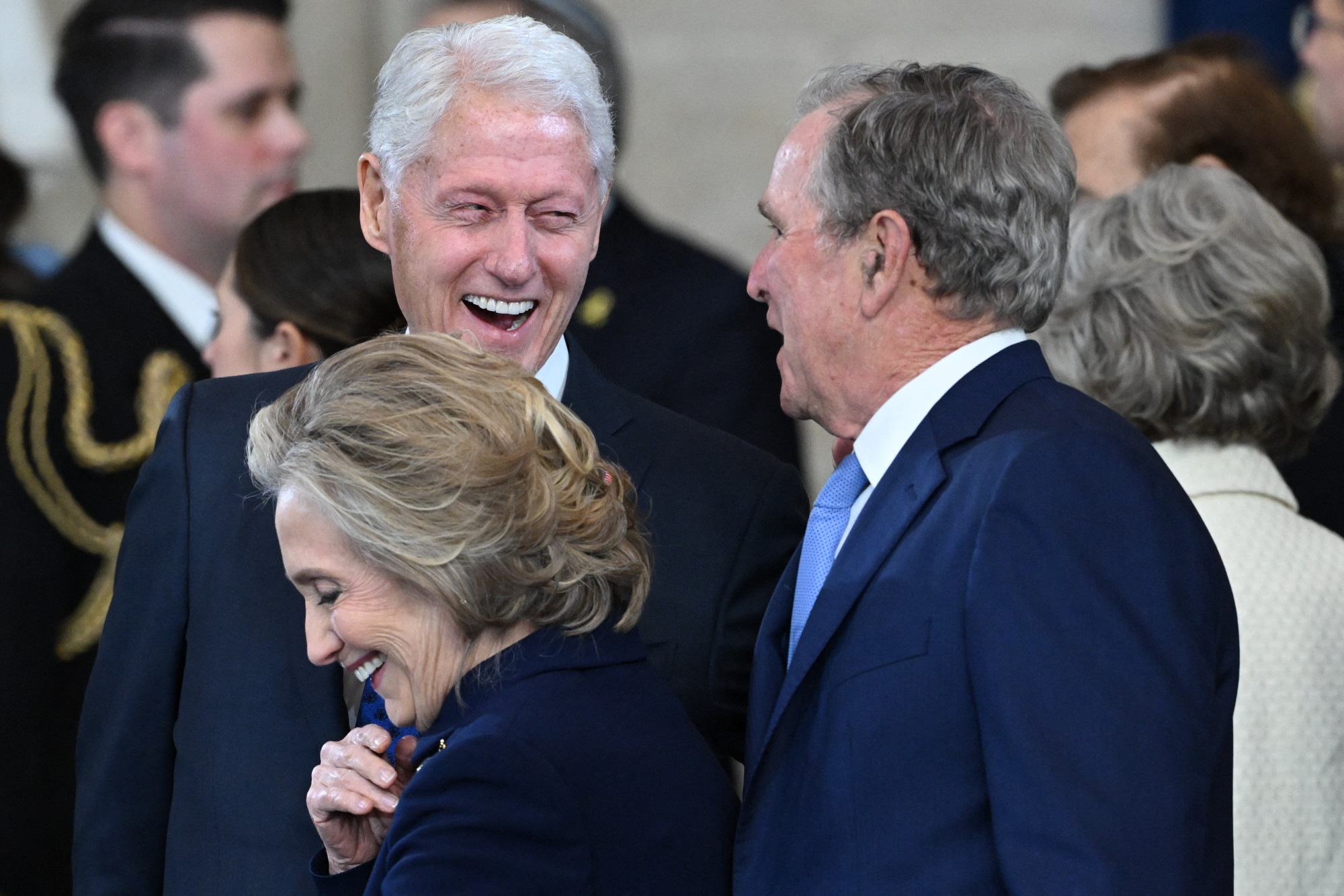 Clintonékat is beidézte az Epstein-ügyet vizsgáló bizottság