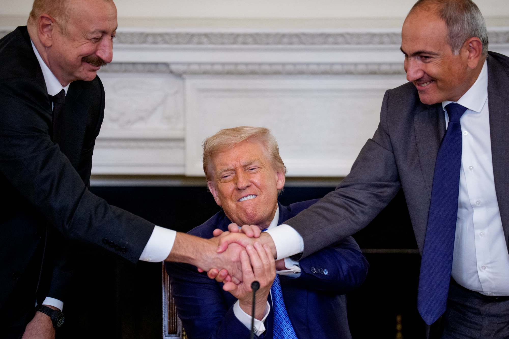 Átfogó békemegállapodást kötött Washingtonban Azerbajdzsán és Örményország