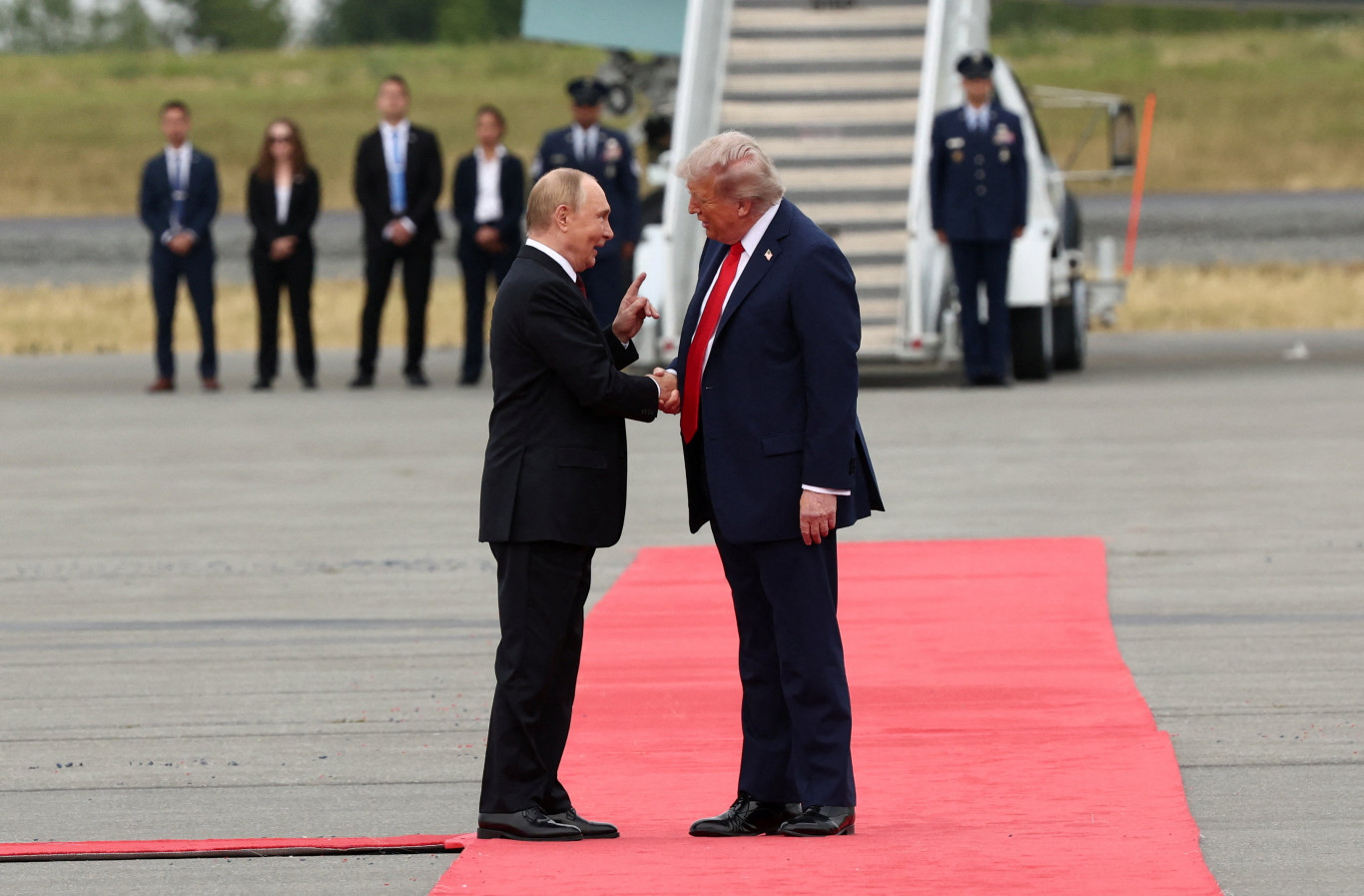 Putyin és Trump találkozója Alaszkában: Történelmi pillanat a világpolitikában Putyin és Trump találkozója Alaszkában: Történelmi pillanat a világpolitikában