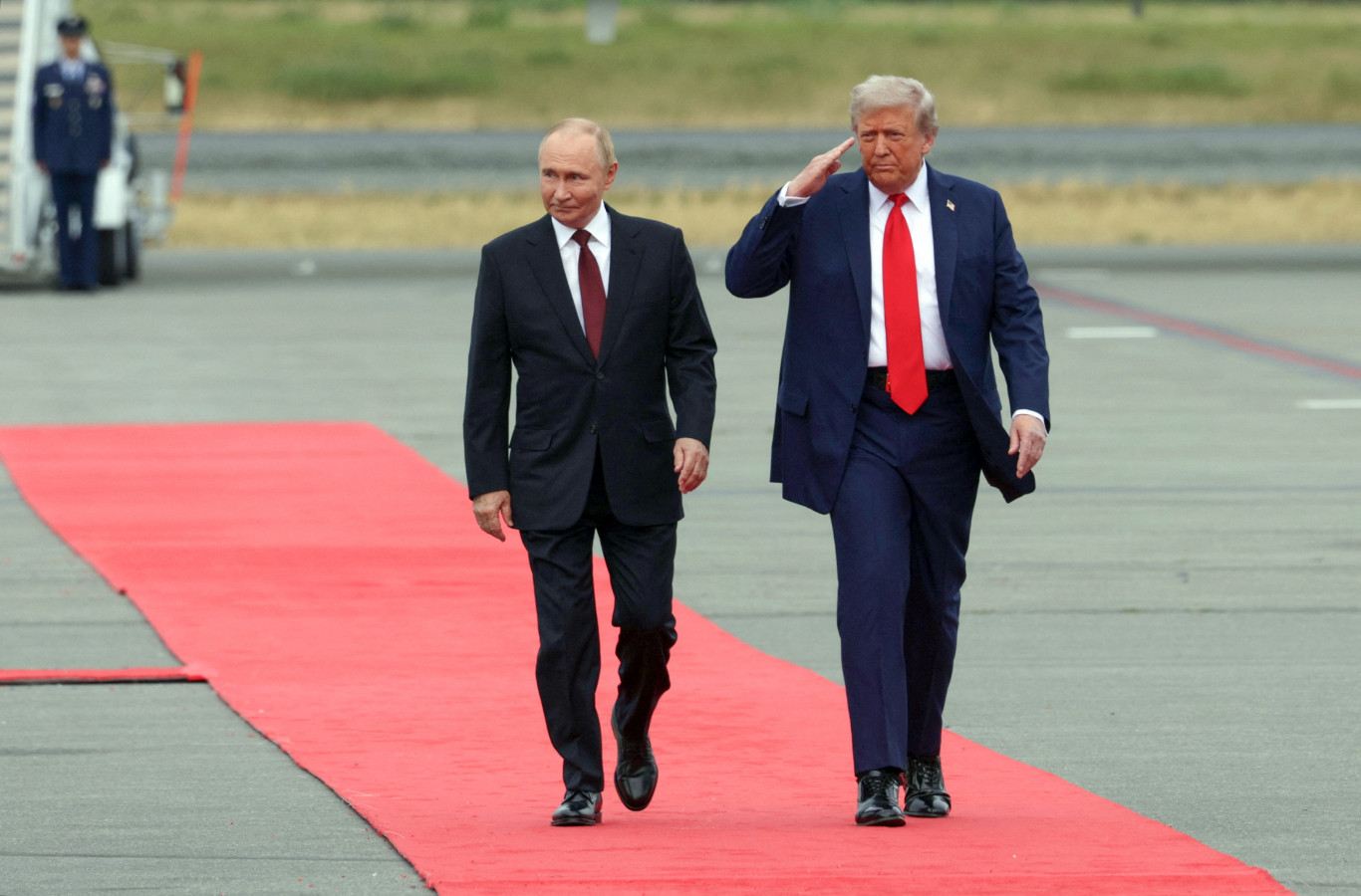Bár a Fehér Ház szerint Trump nem fog a közeljövőben Putyinnal találkozni, a kormánypárti média továbbra is állítja, hogy lesz budapesti békecsúcs