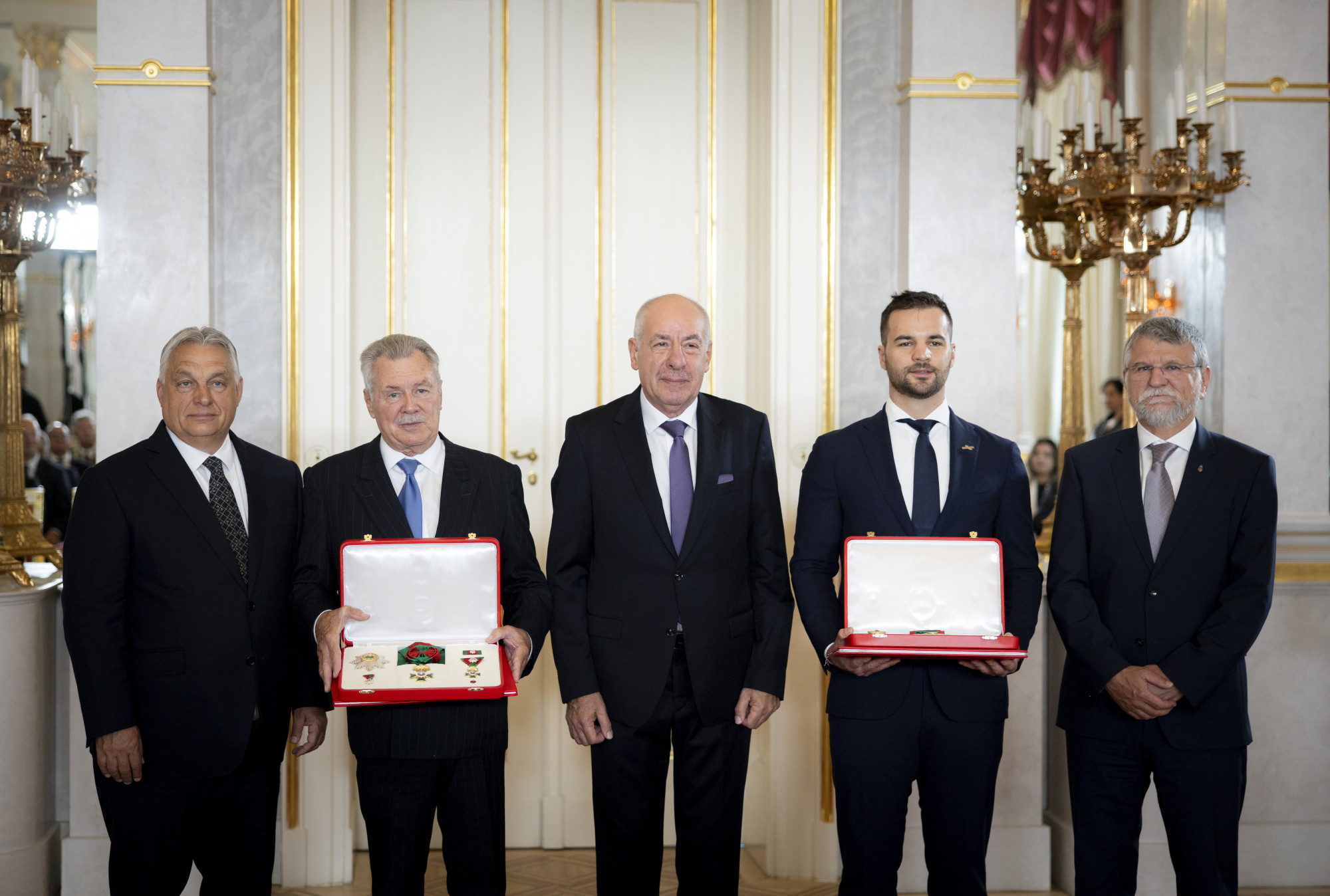 Farkas Bertalan és Kapu Tibor kapta a Magyar Szent István Rendet