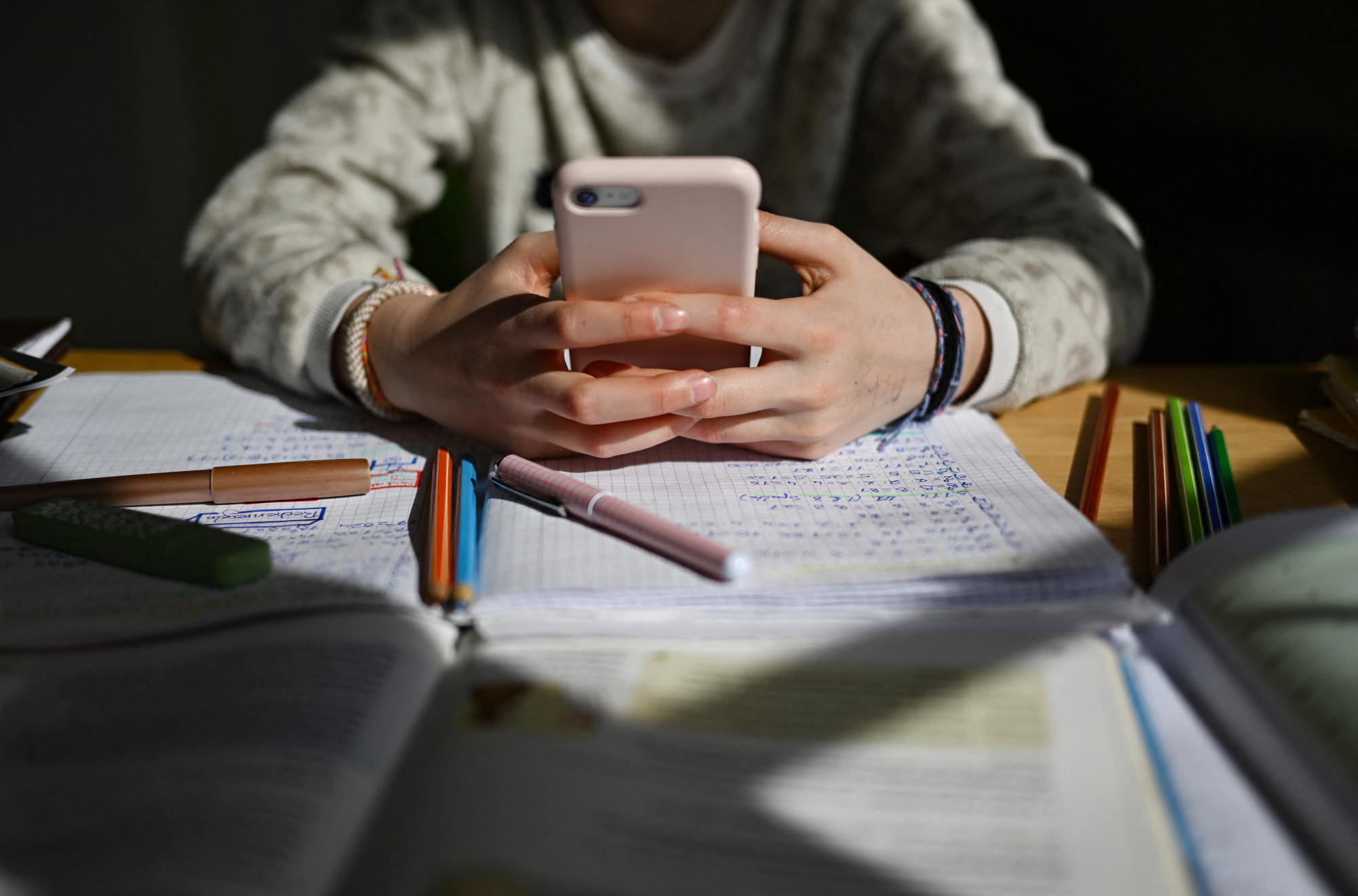 „Az, hogy minket hogyan érzékelnek a digitális világban, lényegében a saját valóságunkká is válik”