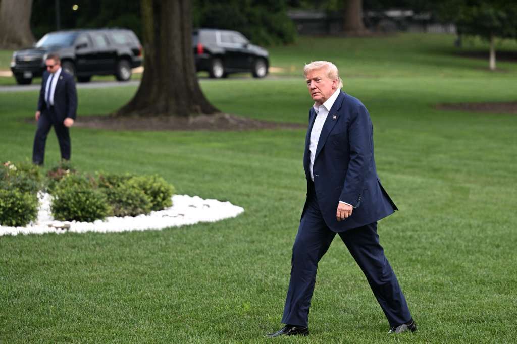 Trumpék megvágják az Oroszországgal szomszédos országok katonai támogatására szánt forrásokat
