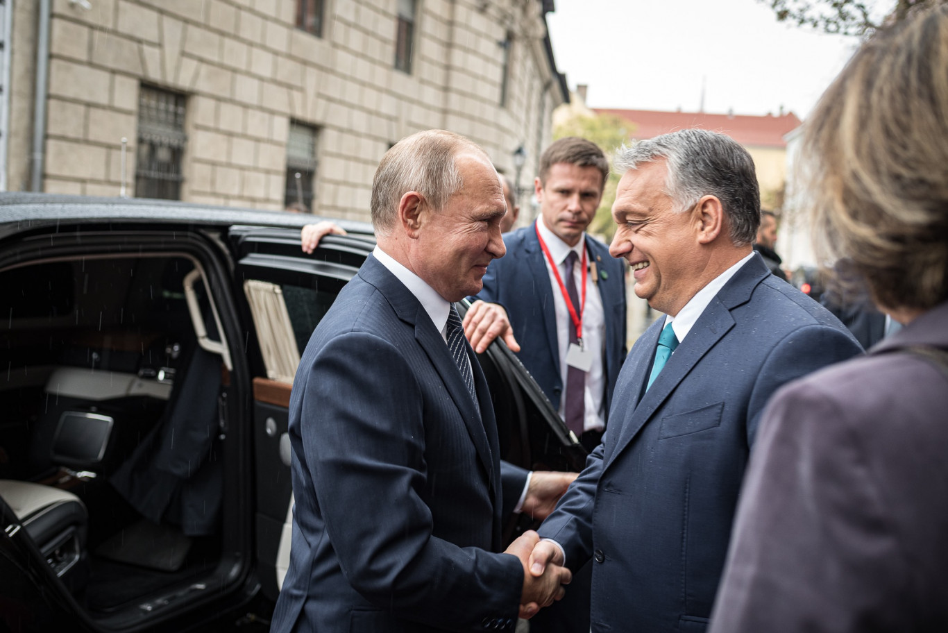 Orbán telózott Putyinnal, de hogy miről, rejtély