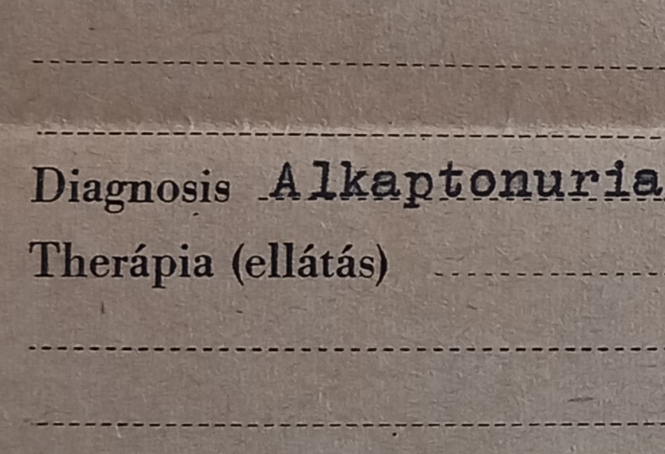 Fél éve várja a ritka betegséggel küzdő négygyermekes anya, hogy az állami alapítvány mondjon valamit a drága gyógyszer miatt beadott méltányossági kérelméről