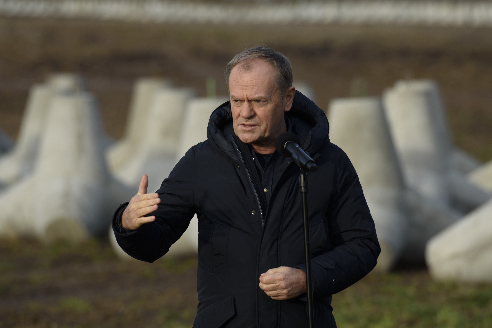 Tusk szerint az orosz titkosszolgálat meg akartak ölni egy ukrán származású amerikai állampolgárt Varsóban