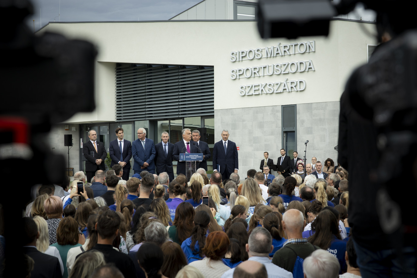 Friss hírek: Nem csak a város nevébe bakizott bele, a statisztika sem stimmelt.