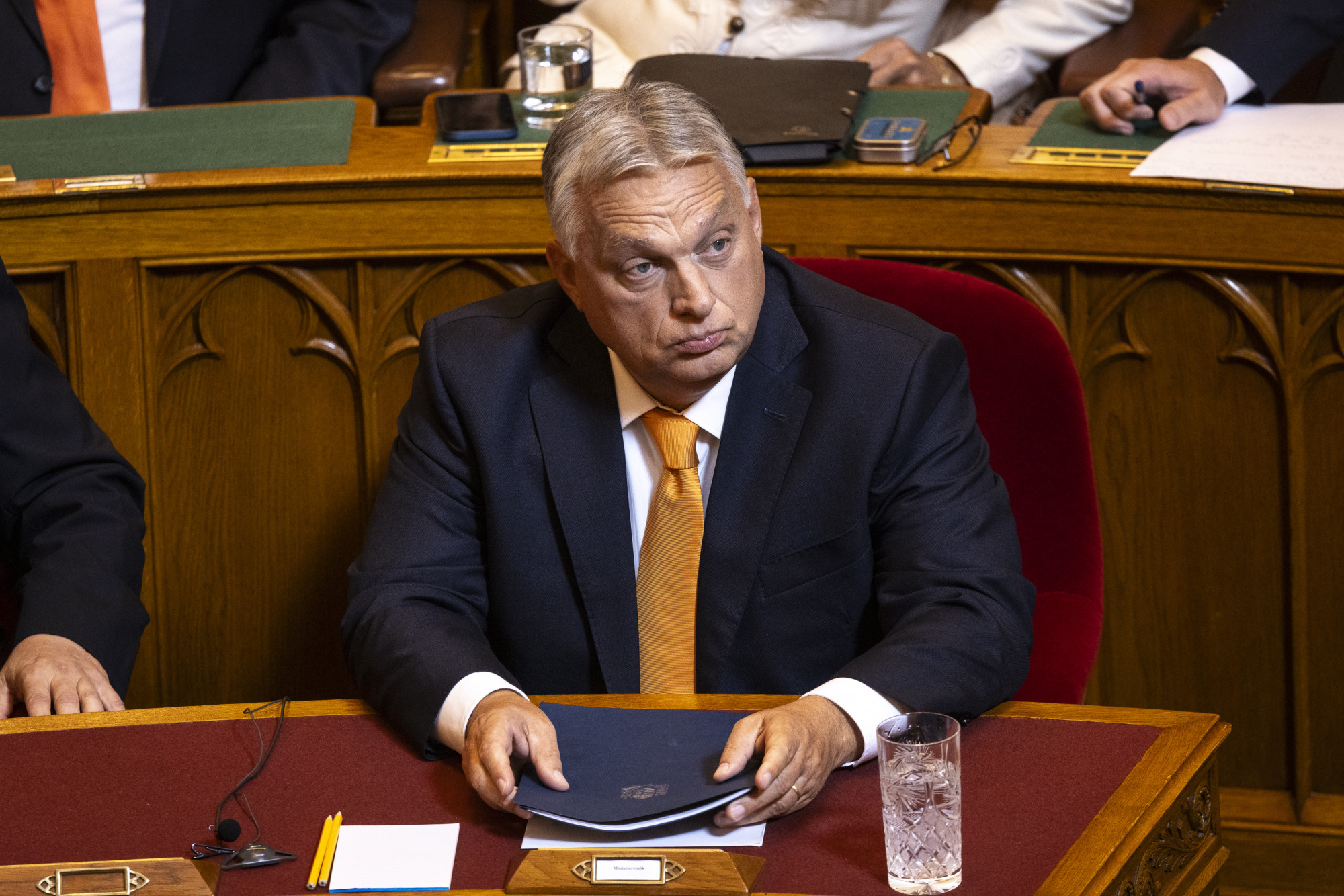 Orbán Viktor is nehezen tudja kezelni, hogy elhalasztották a budapesti békecsúcsot