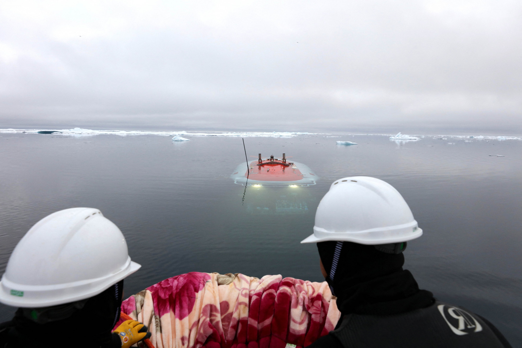 Kína beszállt a Jeges-tenger mélyének meghódításába
