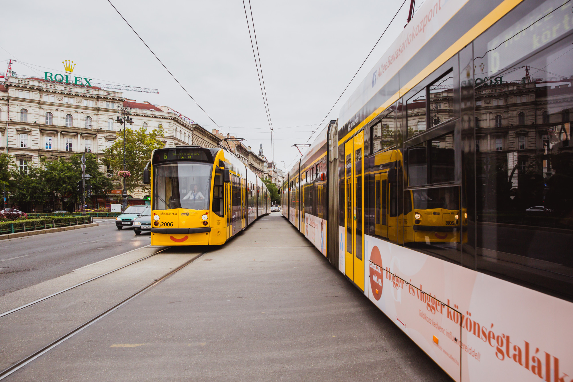 Elfogták a 4-es villamoson szurkáló férfit