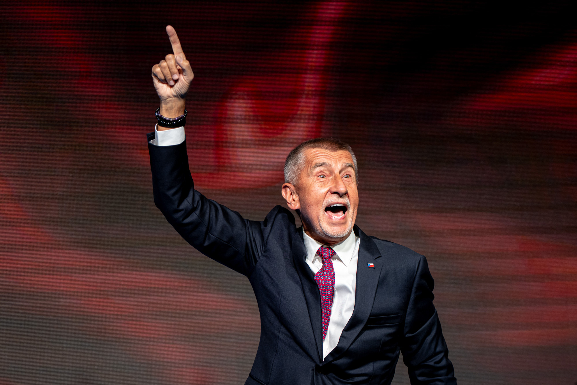 Cseh választások: a szélsőséges pártok bukták a legnagyobbat, Babiš újra kisebbségből kormányozhat
