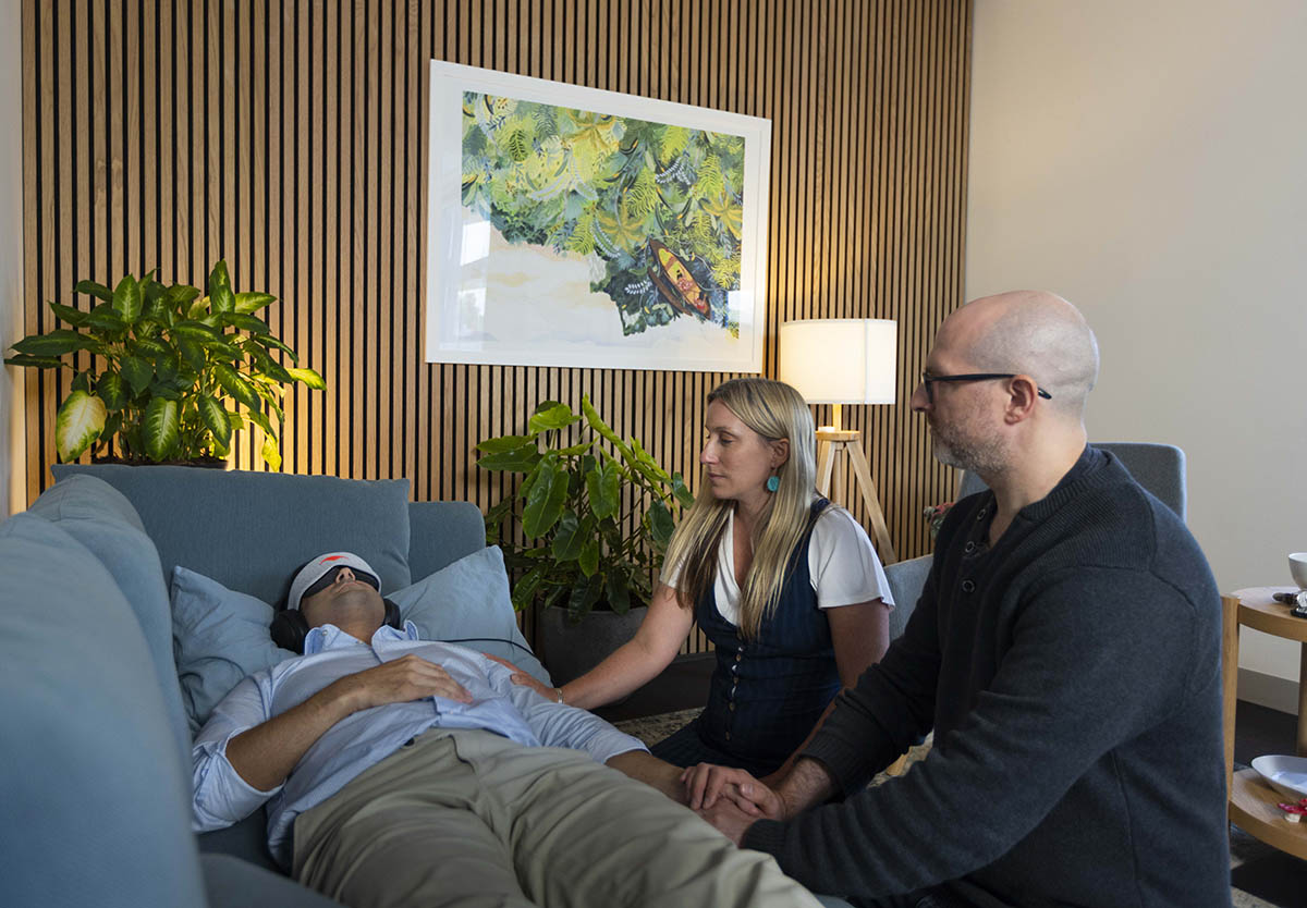 Amíg a kormány szerint „a drog rossz”, mindegy, mit bizonyít a tudomány a pszichedelikus szerek hasznáról