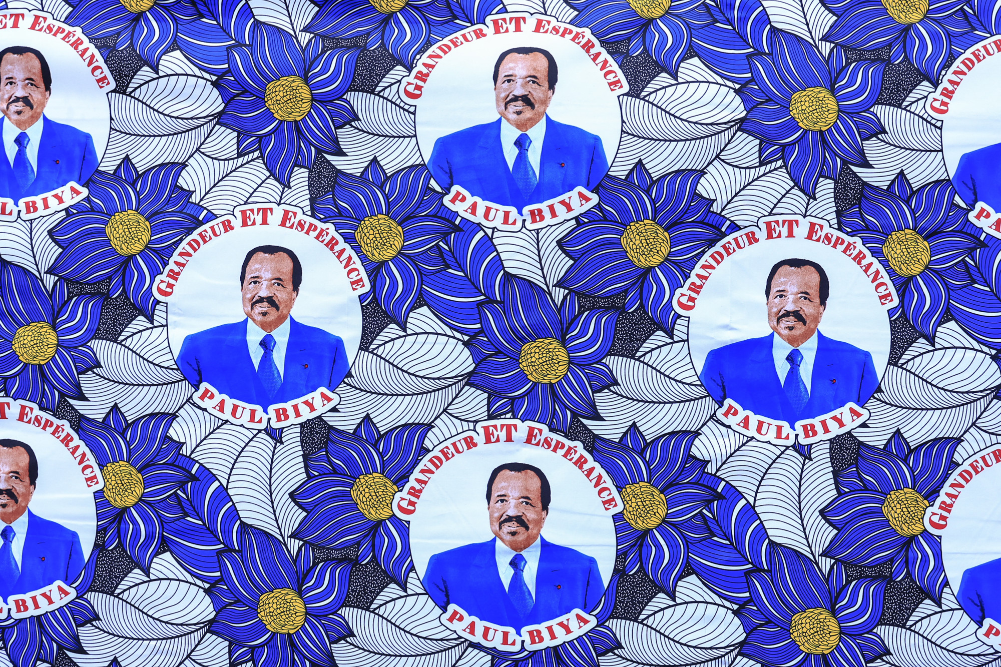 Újra megválaszthatják a világ legöregebb államfőjét, száz éves koráig uralkodna Paul Biya