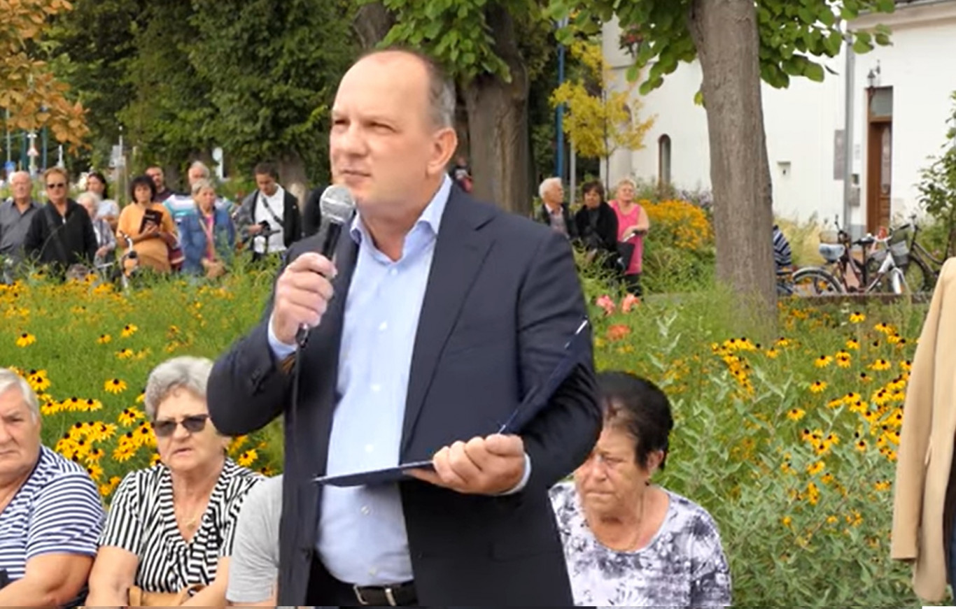 Újraválasztották a megpuccsolt polgármestert Kiskunfélegyházán