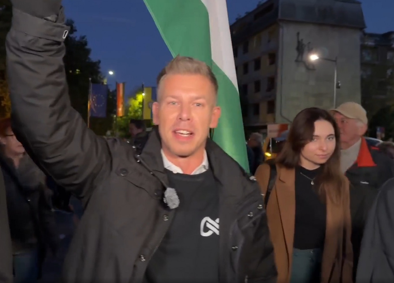 „Tovarisi konyec, vége van, elvtársak, vége van” - üzente Magyar Péter a Fidesznek Szolnokon