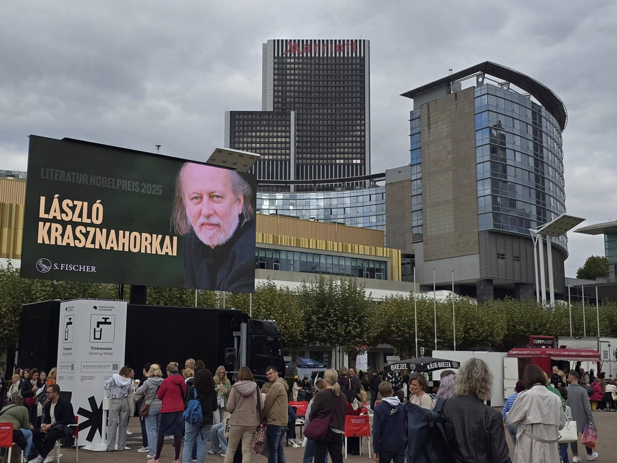 Demeter Szilárd a frankfurti fiaskó után is a könyvszakmát fikázza
