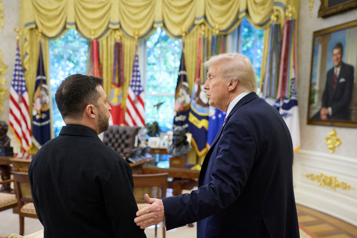 Tusk visszaszólt Trumpnak: Moszkvára kell nyomást gyakorolni, nem Zelenszkijre