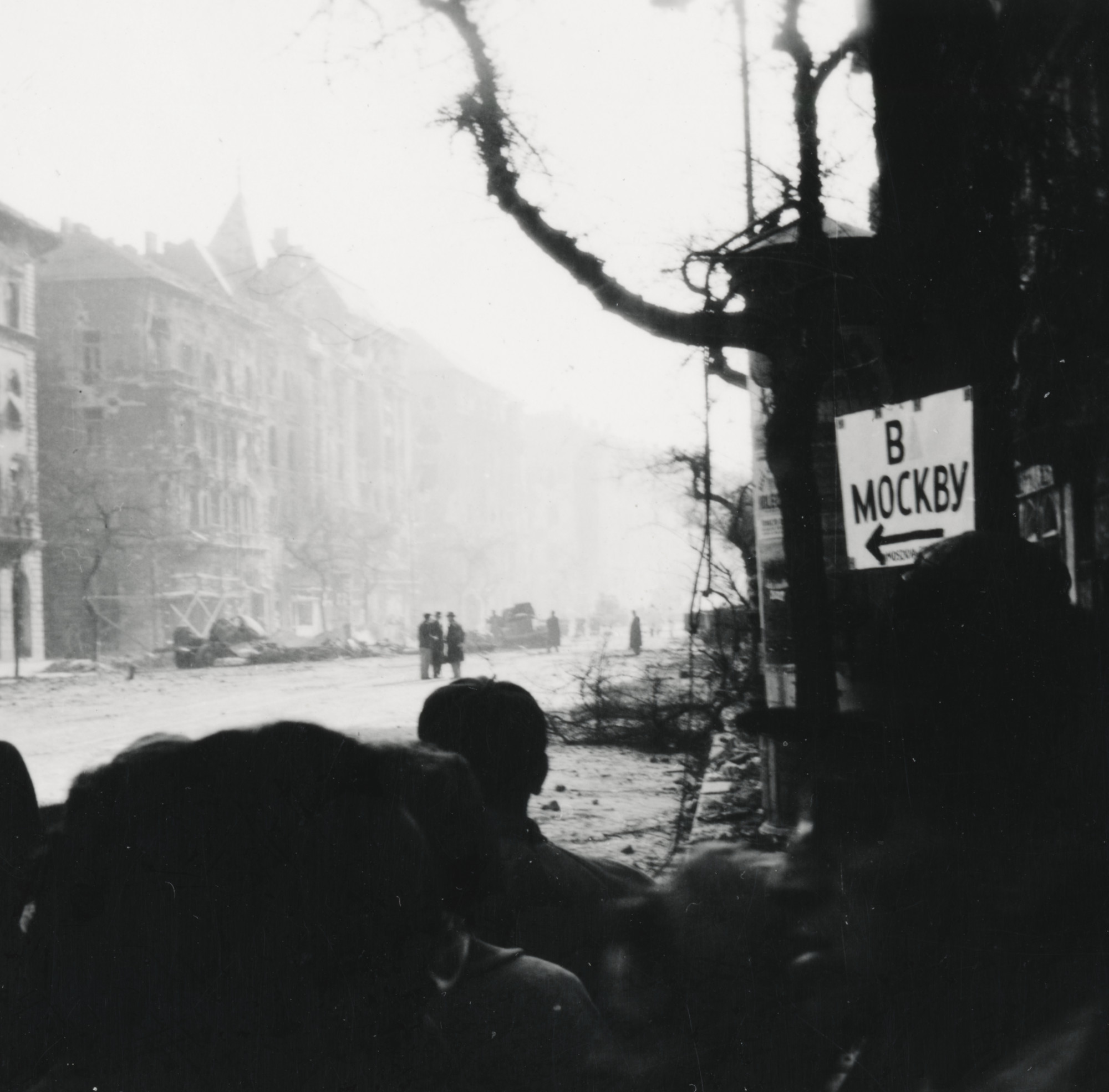 (Húzzatok) Moszkvába!