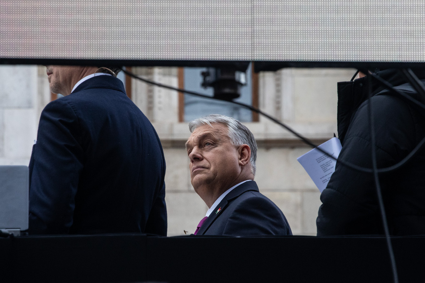 Republikánus és demokrata szenátorok együtt kérik Orbánt, ne vegyen több orosz olajat