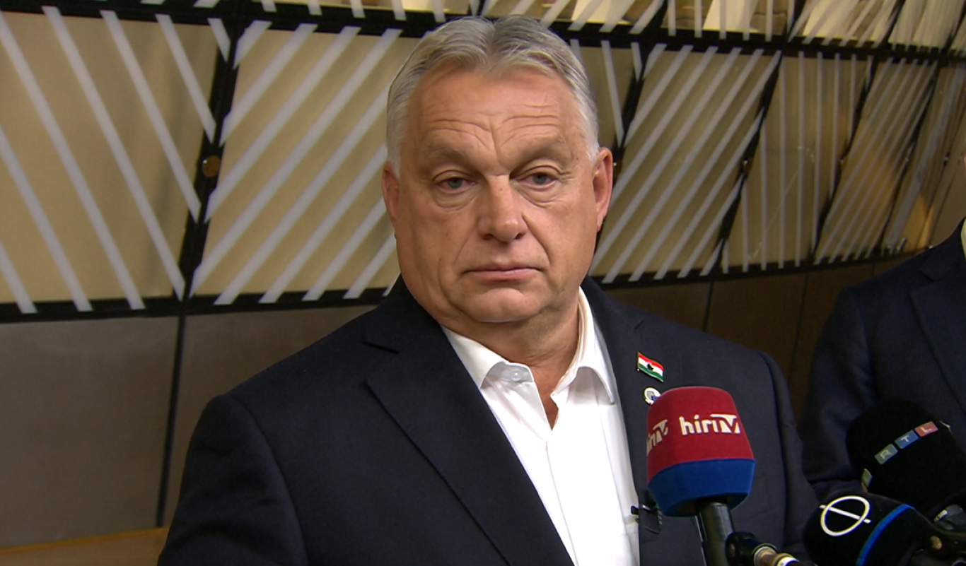 Szóban nem erősített rá Orbán, hogy kétszer annyian lettek volna a Békemeneten