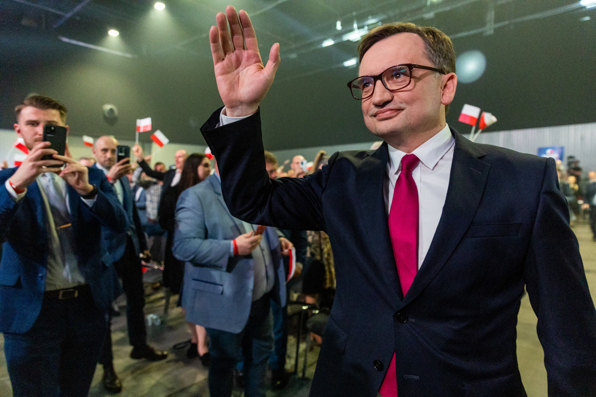 Kezdeményezték a tegnap még Budapesten előadó volt lengyel igazságügyi miniszter mentelmi jogának felfüggesztését és letartóztatását