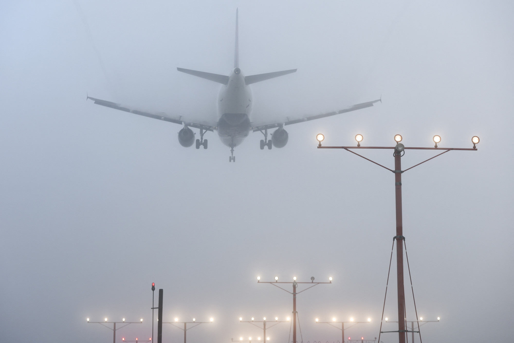 Ha nincs pénz, nincs repülő: már 6000 járat maradt ki Amerikában, mert a légiirányítók sem kapnak fizetést