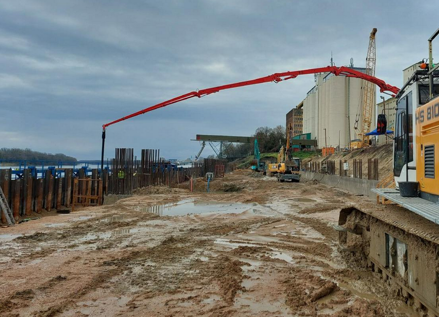 Fideszes önkormányzatoknak dolgozó építőipari céghez kötődik az óriási gázos áfacsalás egyik főszereplője