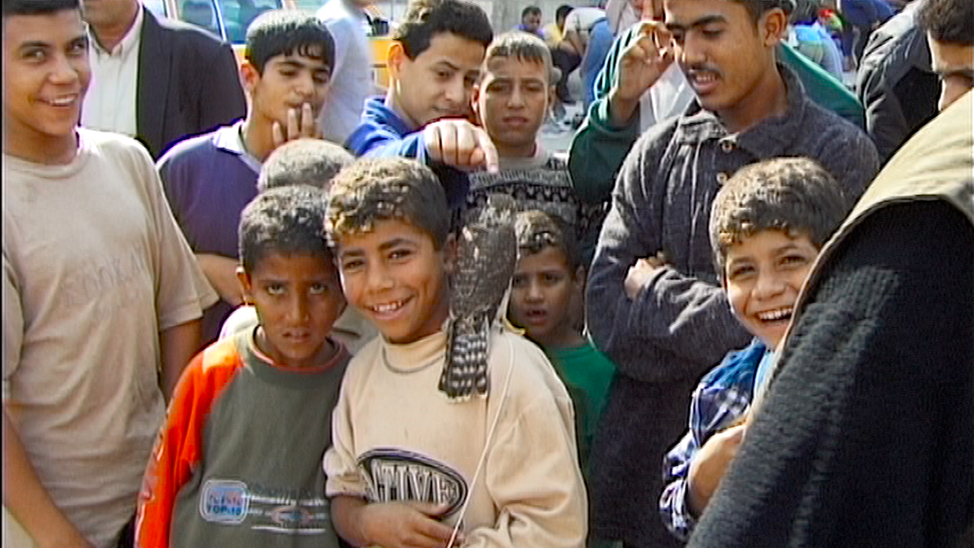 „Filmezz le minket” – kiabálták a gázai gyerekek 24 évvel ezelőtt